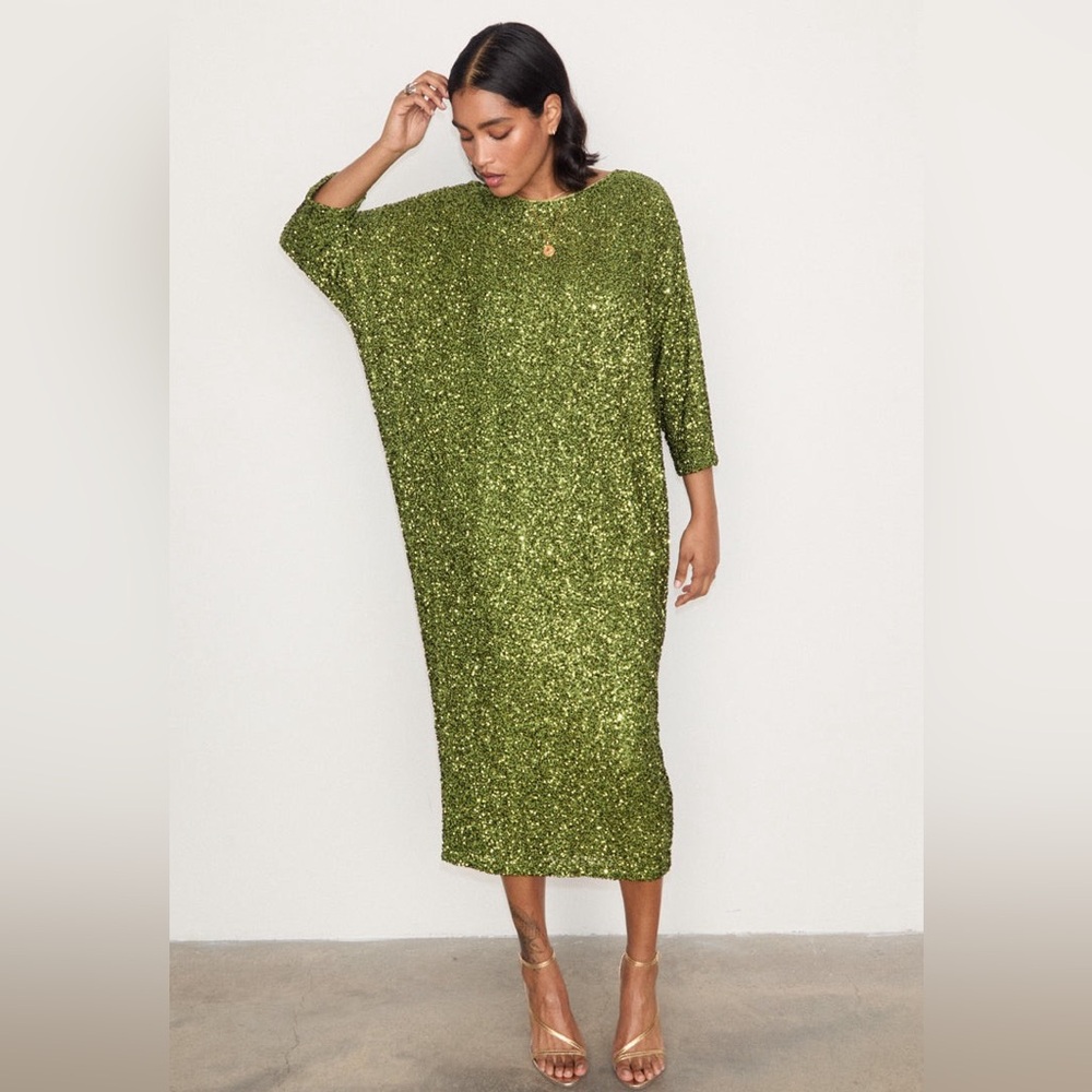 Olive Jem Sequin Midi Dress XL